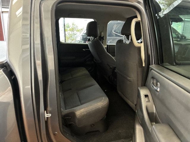 Used 2022 Nissan Frontier SV RWD image 24
