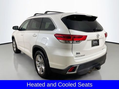 Used 2018 Toyota Highlander Limited image 6