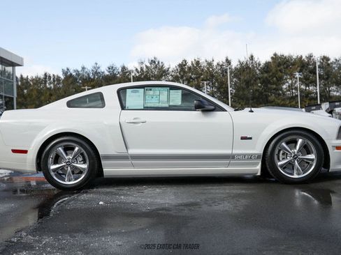 Used 2007 Ford Mustang GT image 9