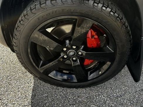 Used 2020 Land Rover Defender 110 X image 12