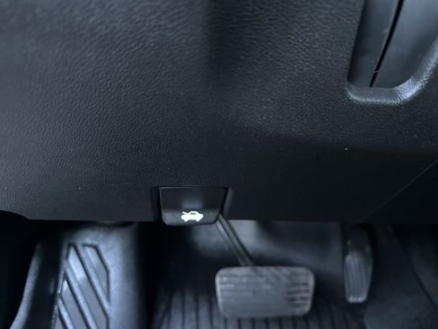 Certified 2024 Chevrolet Silverado 1500 RST w/ Z71 Off-Road Package image 14