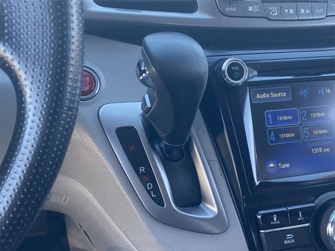 Used 2016 Honda Odyssey SE image 29