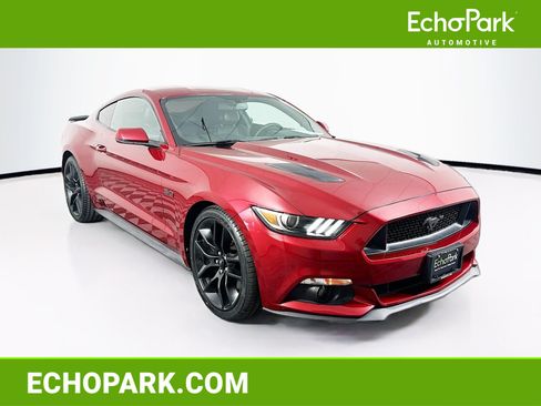 Used 2017 Ford Mustang GT Premium RWD image 1