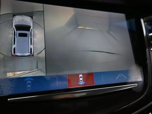 Used 2017 Cadillac Escalade Premium Luxury RWD image 17