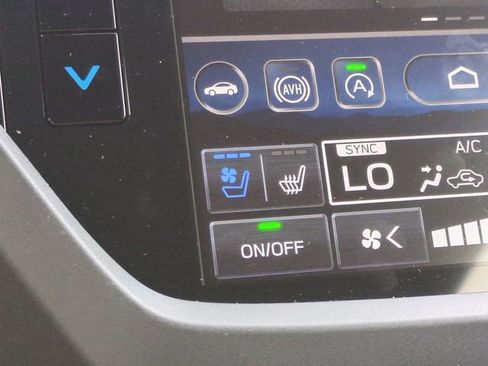 New 2026 Subaru Forester Touring AWD/4WD image 23