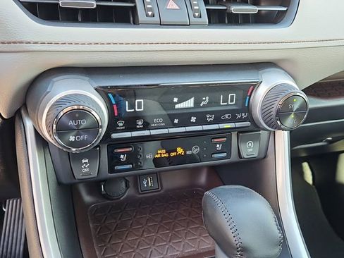 Used 2025 Toyota RAV4 Limited w/ Weather Package image 27
