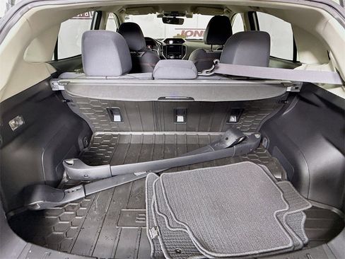 Certified 2023 Subaru Crosstrek 2.0i Premium image 28