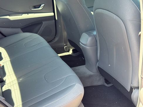 Used 2023 Hyundai Elantra SEL w/ Cargo Package FWD image 15