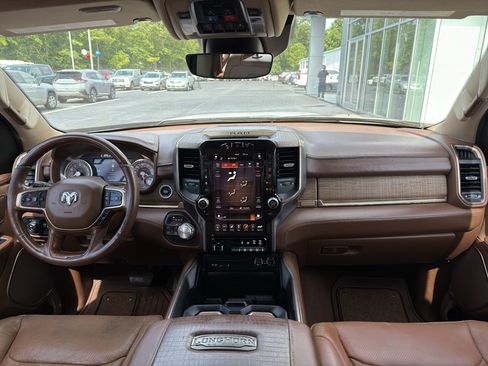 Used 2019 RAM 1500 Limited AWD/4WD image 12