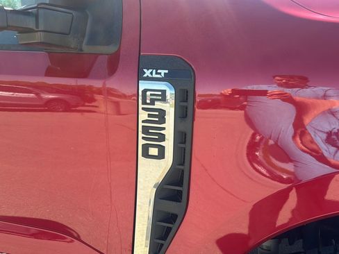Used 2023 Ford F350 XLT AWD/4WD image 18