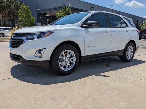 Used 2020 Chevrolet Equinox LS FWD image 9