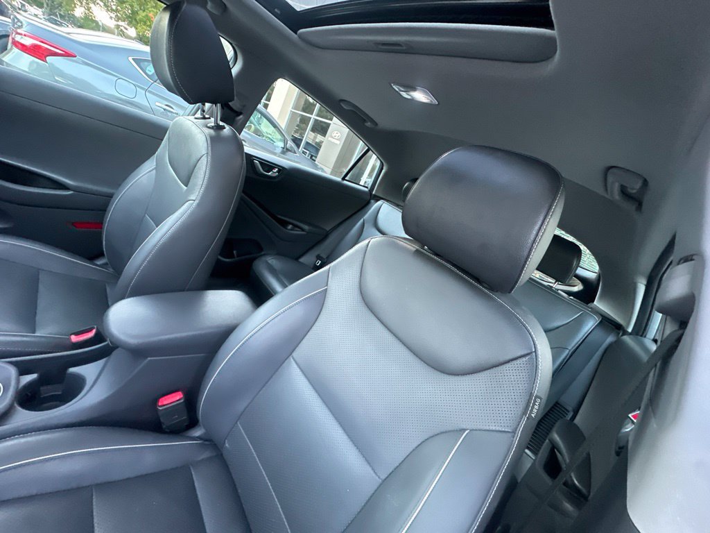 Used 2019 Hyundai Ioniq Limited w/ Ultimate Package 02 FWD image 10