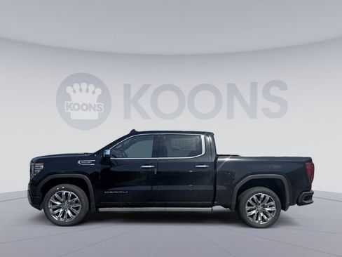 New 2026 GMC Sierra 1500 Denali w/ Denali Reserve Package AWD/4WD image 2