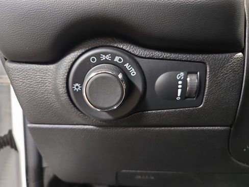 Used 2024 Dodge Durango GT image 28