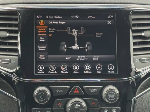 Used 2019 Jeep Grand Cherokee Limited w/ Trailer Tow Group IV AWD/4WD image 36