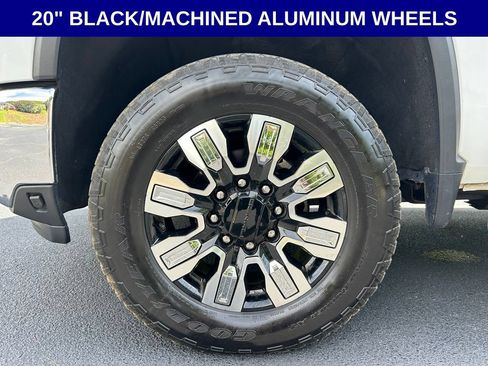 Used 2024 Chevrolet Silverado 2500 LTZ w/ LTZ Convenience Package AWD/4WD image 7