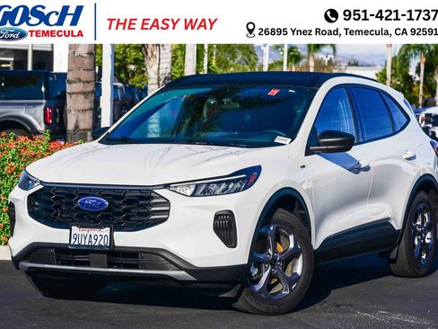 Used 2025 Ford Escape ST-Line w/ Equipment Group 301A image 1