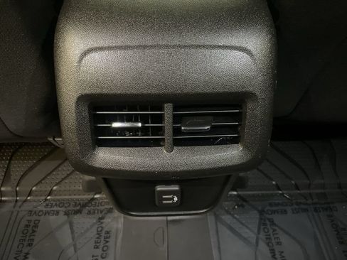 Used 2022 Chevrolet Equinox LT FWD image 14