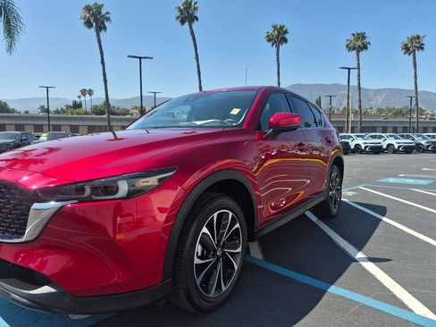 Used 2023 MAZDA CX-5 AWD 2.5 S w/ Premium Package image 2
