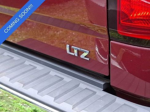 Used 2014 Chevrolet Silverado 1500 LTZ Z71 w/ LTZ Plus Package AWD/4WD image 7