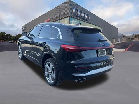 New 2025 Audi Q5 2.0T Premium Plus image 8