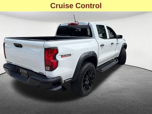 Used 2024 Chevrolet Colorado Trail Boss w/ LPO, Dark Essentials Package AWD/4WD image 10