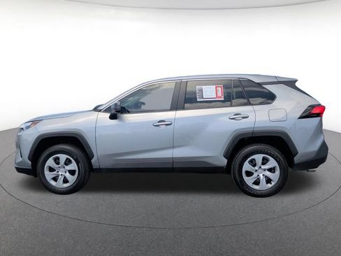 Used 2025 Toyota RAV4 LE AWD/4WD image 3