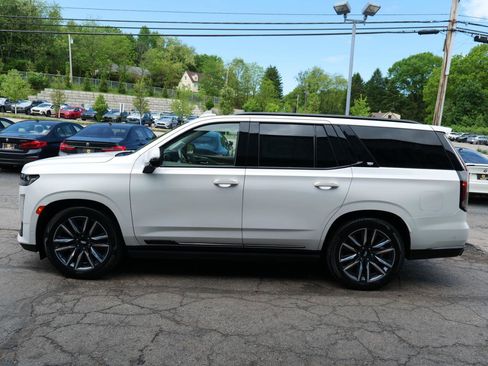 Used 2021 Cadillac Escalade Sport Platinum AWD/4WD image 8