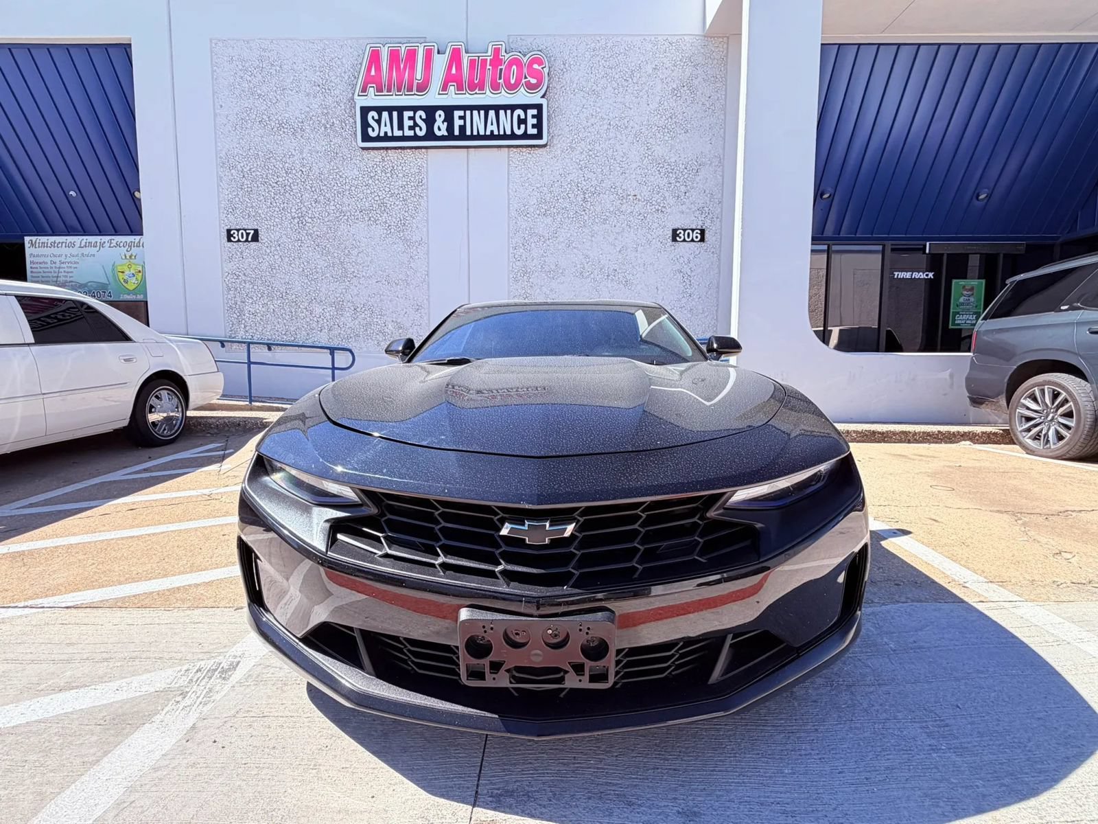 Used 2020 Chevrolet Camaro LT w/ Technology Package RWD image 8