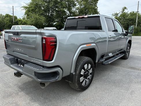 Used 2025 GMC Sierra 2500 Denali AWD/4WD image 10