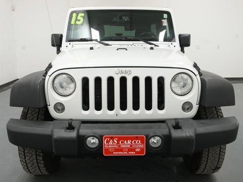 Used 2015 Jeep Wrangler Unlimited Sport w/ Quick Order Package 24S AWD/4WD image 2