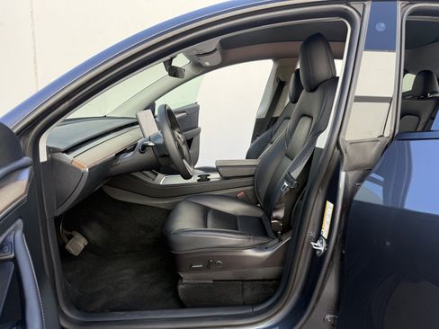 Used 2023 Tesla Model Y Long Range AWD/4WD image 11