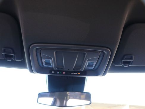 New 2026 GMC Sierra 1500 Elevation image 26