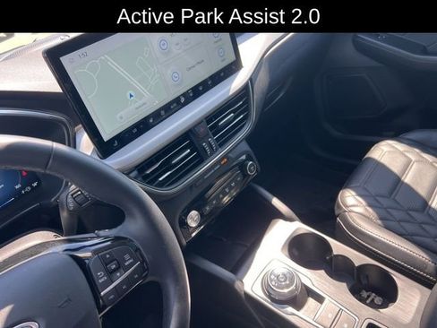 Used 2024 Ford Escape Platinum w/ Premium Technology Package image 21