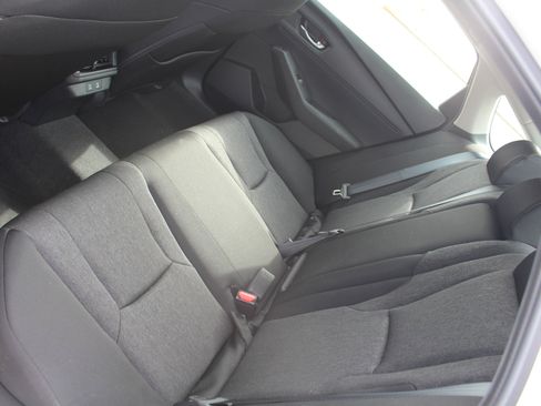 New 2025 Honda Accord SE image 9