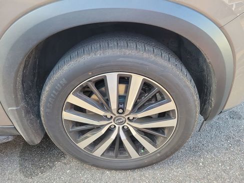 Used 2023 Nissan Pathfinder Platinum w/ Lighting Package (N93) image 6