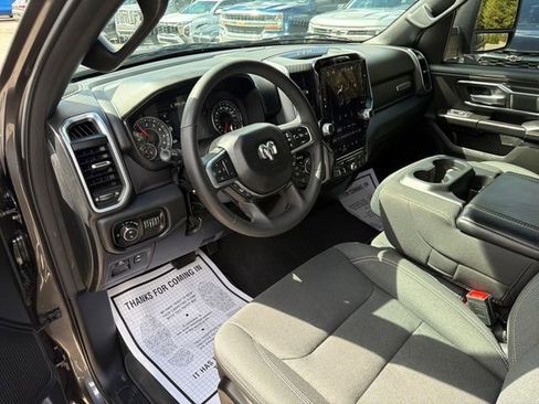 Used 2025 RAM 1500 Big Horn AWD/4WD image 14