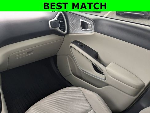 Used 2025 Kia Soul LX w/ LX Technology Package image 15