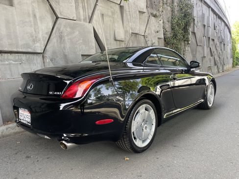 Used 2002 Lexus SC 430 Convertible image 13