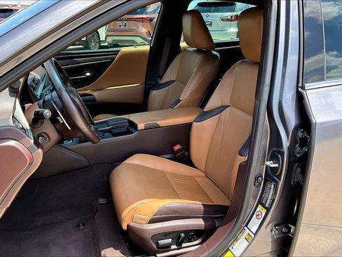 Used 2019 Lexus ES 350 w/ Accessory Package 2 FWD image 8