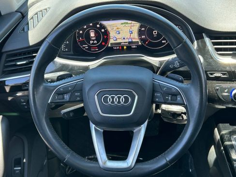 Used 2019 Audi Q7 3.0T Premium Plus AWD/4WD image 21