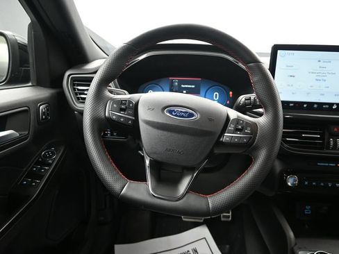 Used 2023 Ford Escape ST-Line Elite w/ Premium Technology Package AWD/4WD image 33