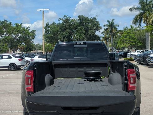 Used 2024 RAM 3500 Laramie w/ Towing Technology Group AWD/4WD image 14