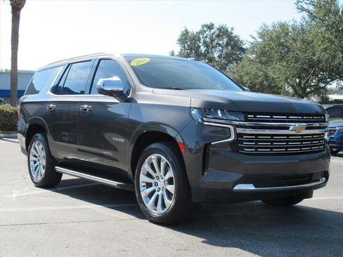 Used 2021 Chevrolet Tahoe Premier w/ Premium Package image 4