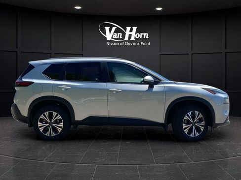 Used 2023 Nissan Rogue SV w/ SV Premium Package AWD/4WD image 8