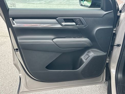 New 2026 GMC Terrain Elevation w/ Elevation Premium Package FWD image 11