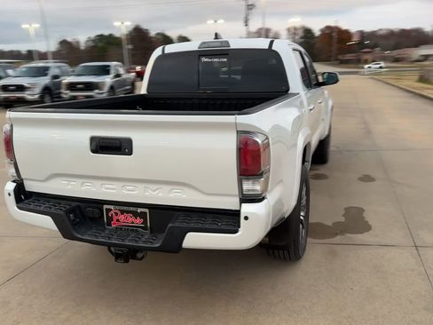 Used 2023 Toyota Tacoma Limited image 8
