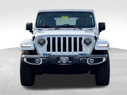 Used 2023 Jeep Wrangler Unlimited Sahara w/ Cold Weather Group AWD/4WD image 2
