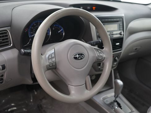 Used 2010 Subaru Forester 2.5X Premium image 20