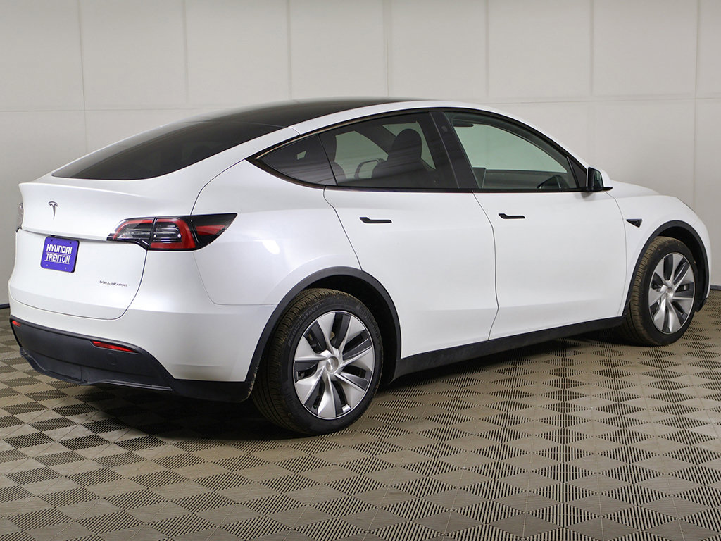 Used 2023 Tesla Model Y Long Range AWD/4WD image 12